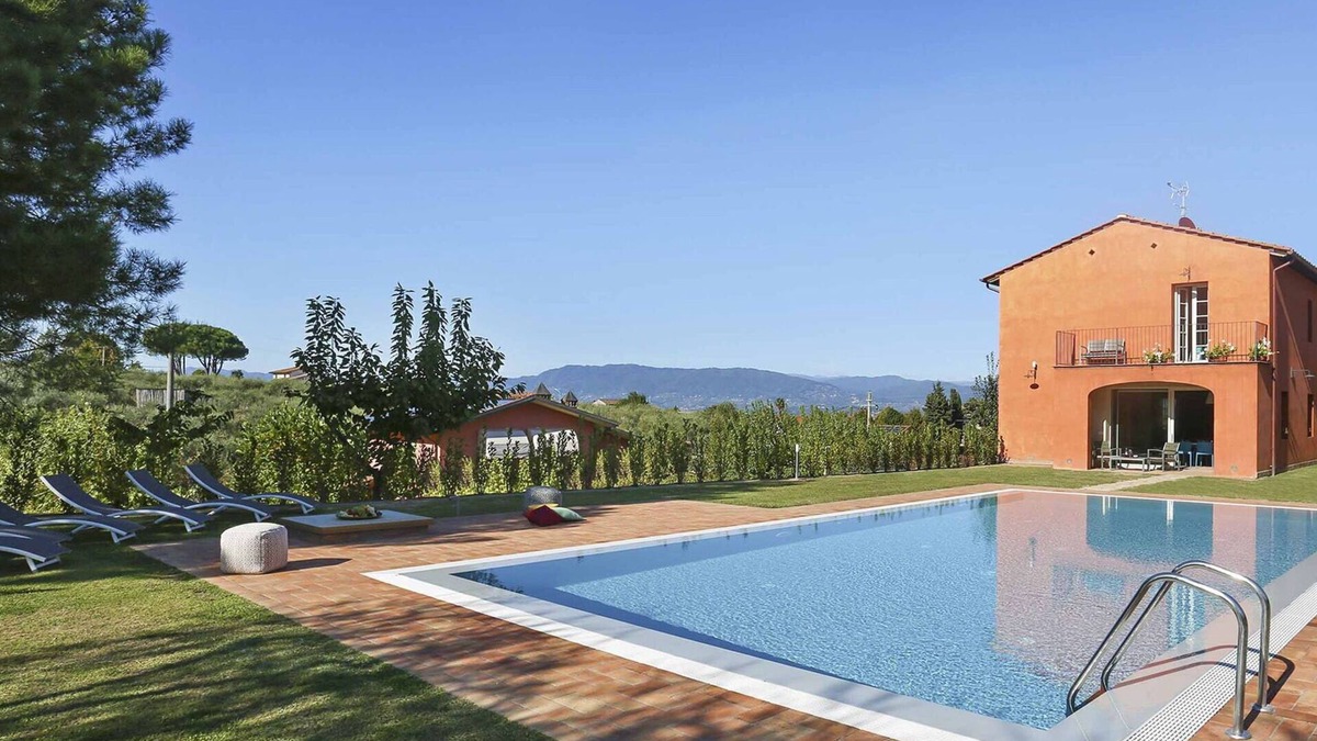 Colle di Compito Villa | Beautiful private villa with private pool, WIFI, A/C, TV, balcony and panoramic view, close to L.