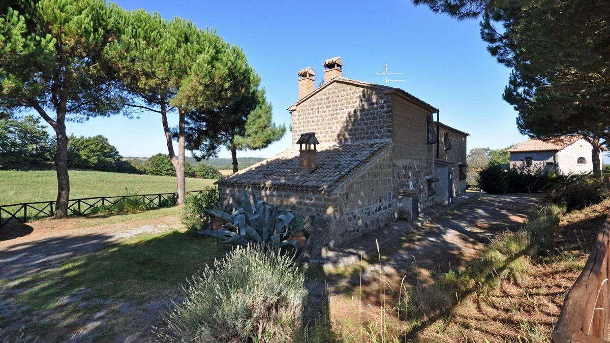 Orvieto Villa | Beautiful private villa for 9 people with WIFI, private pool, TV, pets allowed and panoramic view