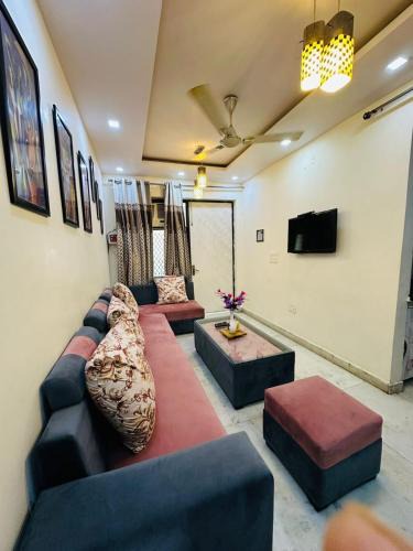 New Delhi Apartment | Beautiful Private 1BHK Apartment for all Occasions