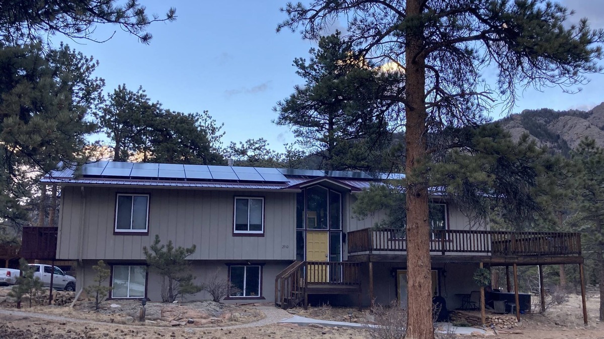 Carriage Hills Apartment | Beautiful private ADU w/views and 5min from downtown Estes