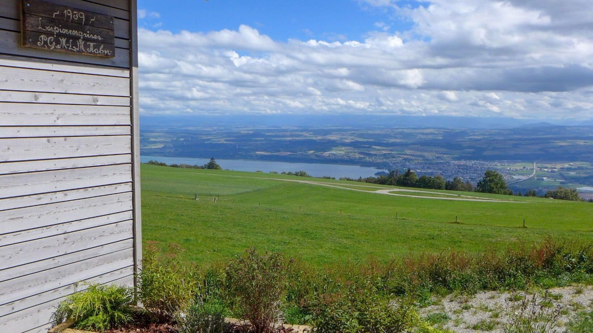 Bullet House | Beautiful private villa for 6 guests with WIFI, pets allowed and panoramic view