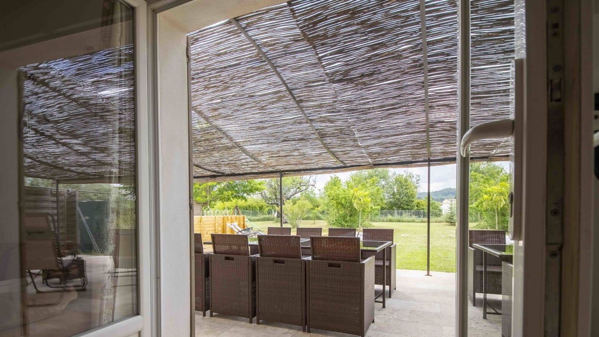 Pernes-les-Fontaines Villa | Beautiful private villa for 6 guests with WIFI, private pool, A/C, TV, patio and parking