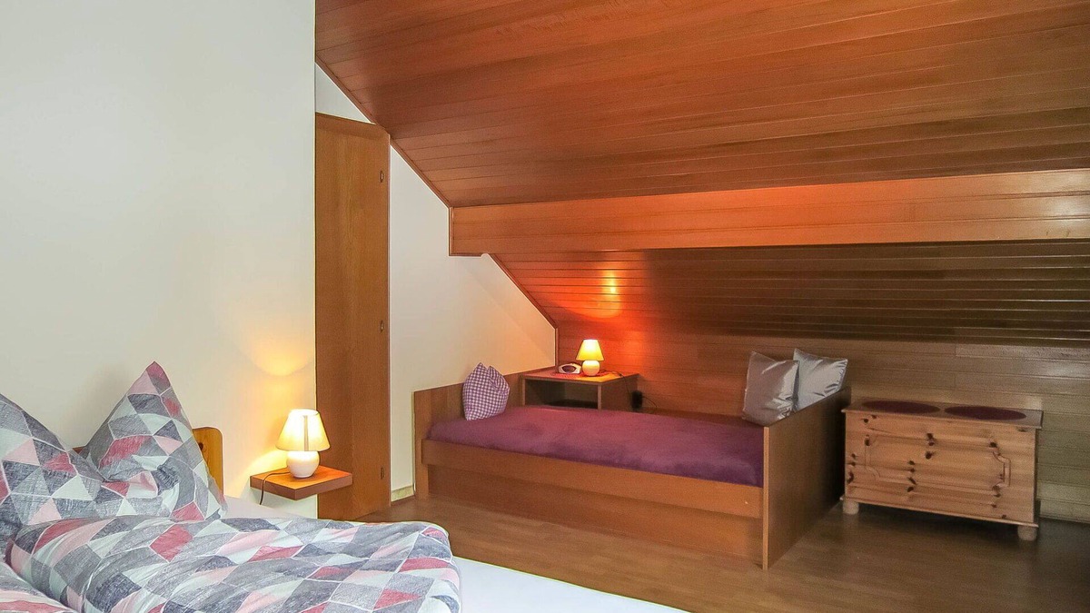 Muhldorf House | Beautiful private villa for 4 guests with WIFI, TV, terrace and pets allowed