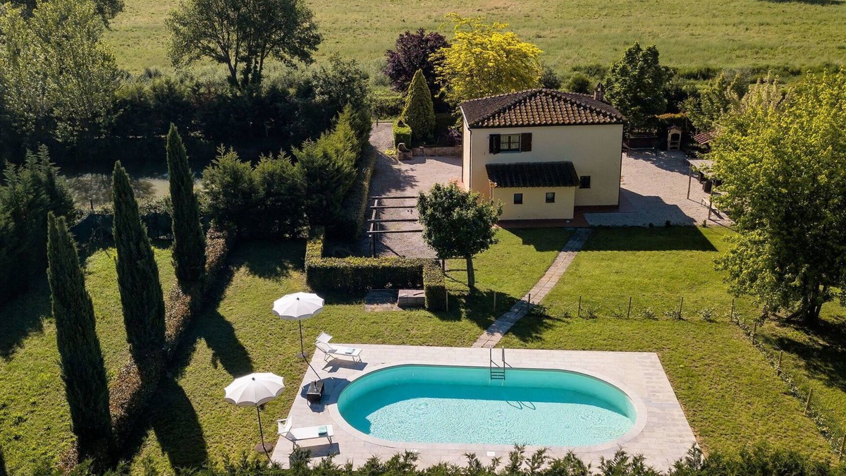 Santarello Villa | Beautiful private villa with private pool, WIFI, A/C, patio, panoramic view, close to Montepulciano