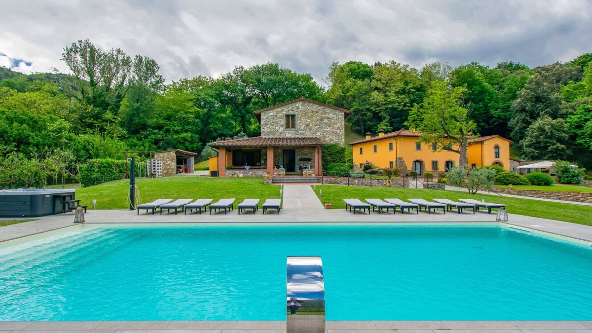 Dicomano Villa | Beautiful private villa with A/C, hot tub, private pool, WIFI, TV, balcony and pets allowed