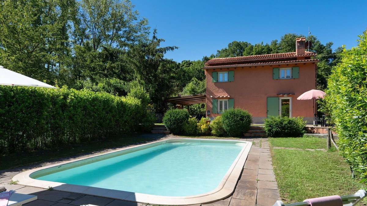 Scarperia Villa | Beautiful private villa for 6 people with WIFI, private pool, A/C, TV, patio and panoramic view