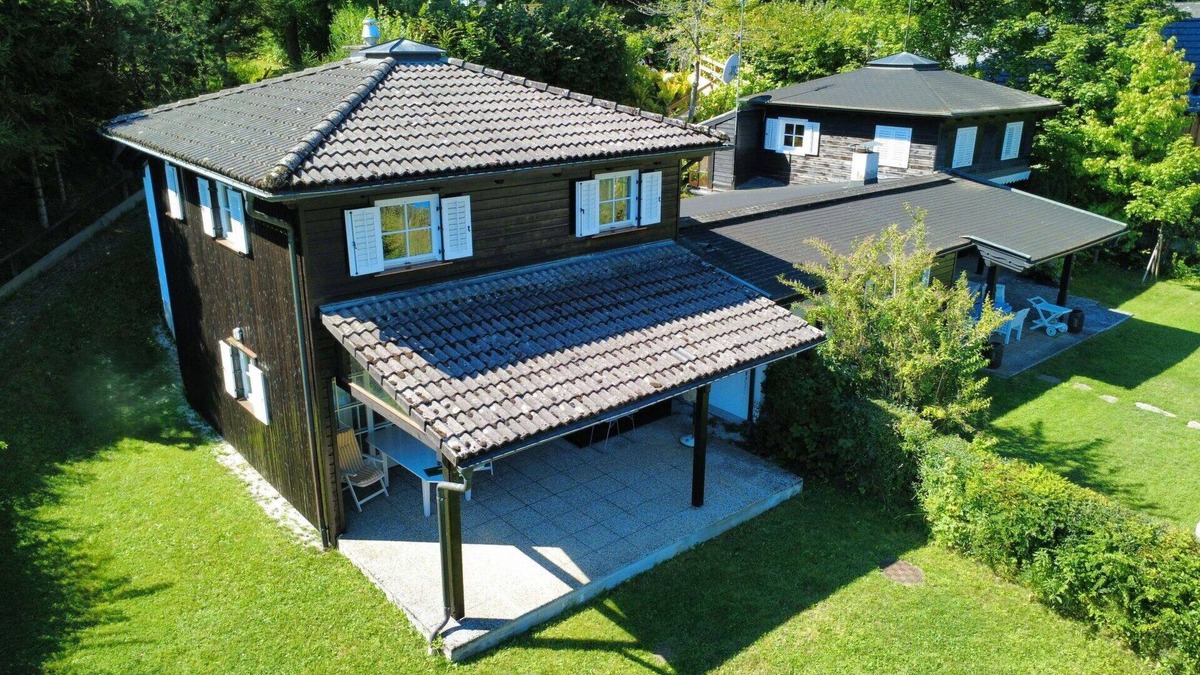 Landskron House | Beautiful private villa for 5 people with WIFI, TV and terrace