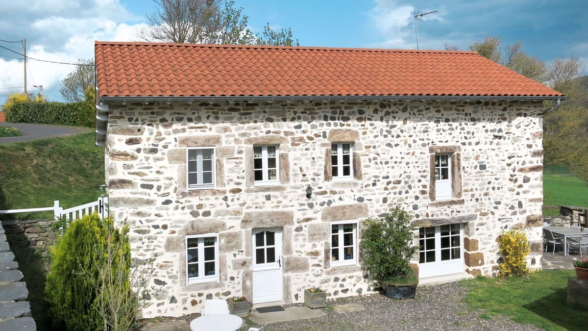 Chamalieres-sur-Loire House | Beautiful private villa for 6 people with WIFI, TV, terrace and pets allowed