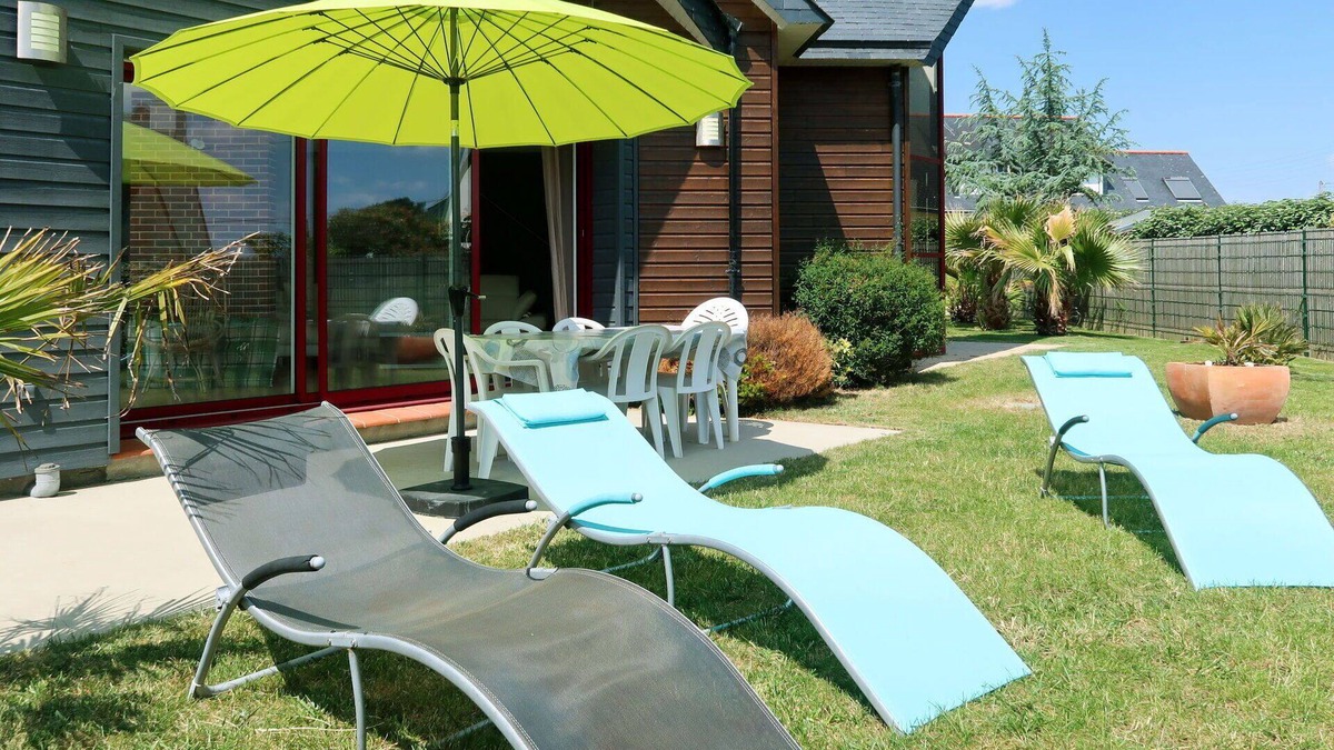 Trevignon House | Beautiful private villa for 8 people with WIFI, TV and terrace