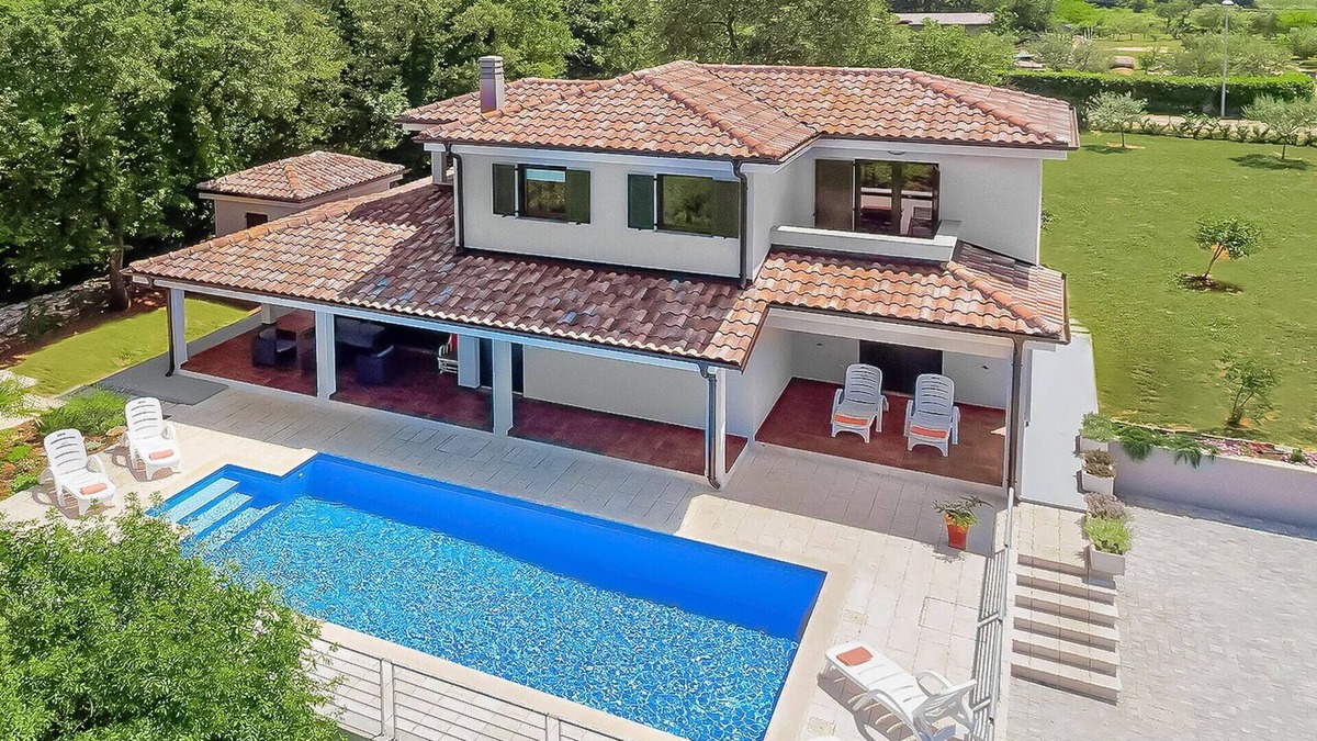 Murine House | Beautiful private villa for 6 people with WIFI, A/C, private pool, TV, terrace and parking