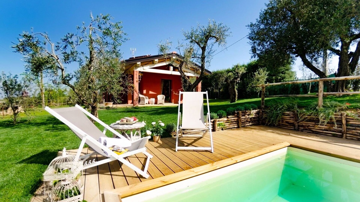 Lari Villa | Beautiful private villa for 4 people with private pool, WIFI, A/C and pets allowed
