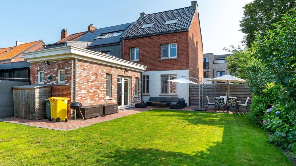 Mol Villa | Beautiful private villa for 6 people with WIFI, TV and terrace