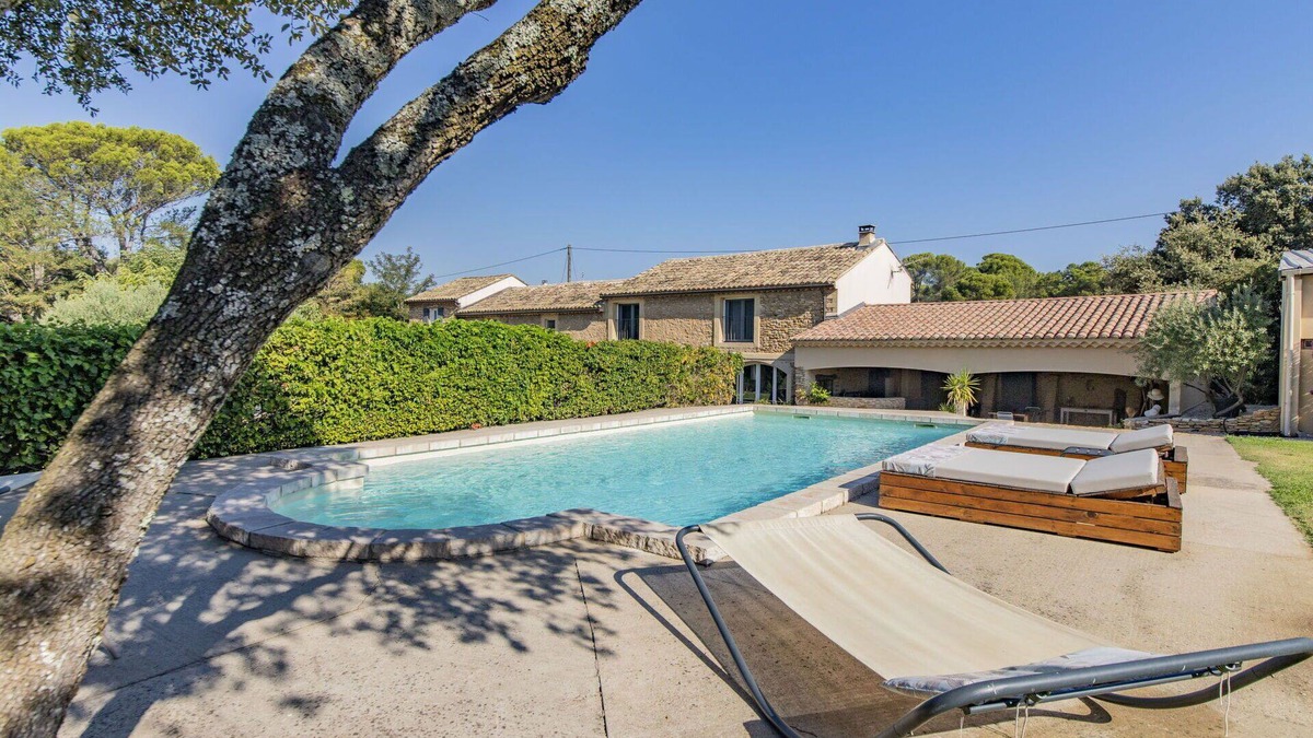 Uchaux House | Beautiful private villa for 8 people with A/C, private pool, WIFI, TV and terrace