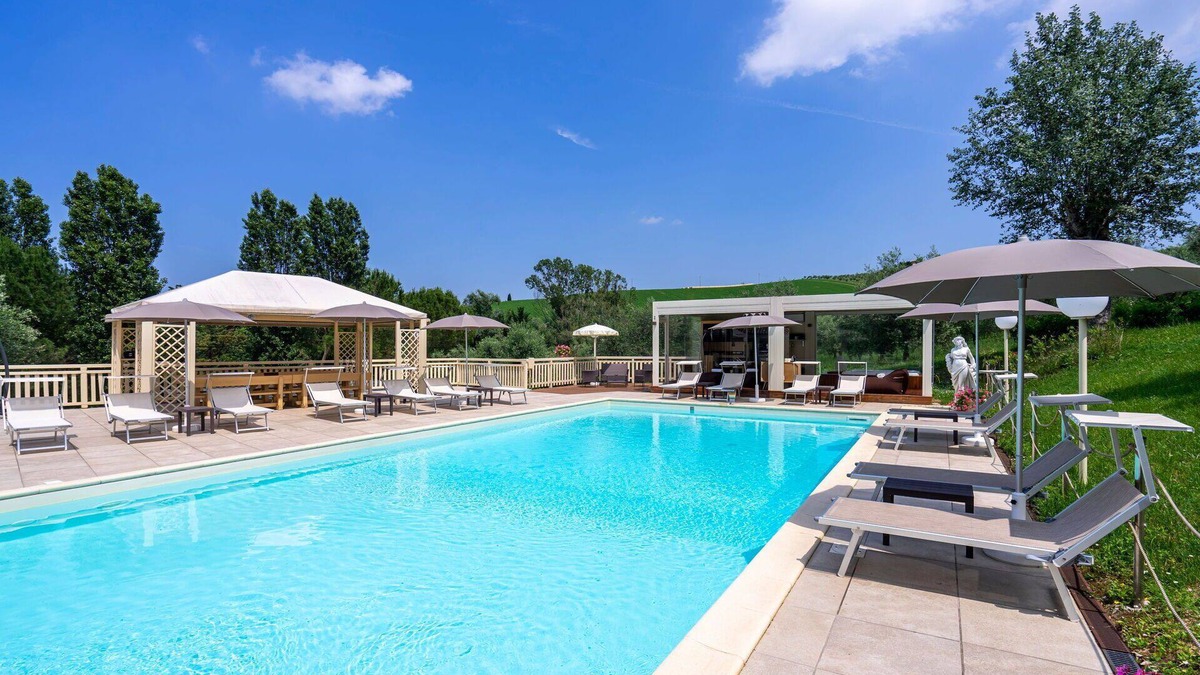 Dogana Villa | Beautiful private villa with private pool, hot tub, A/C, sauna, WIFI, TV, patio and panoramic view