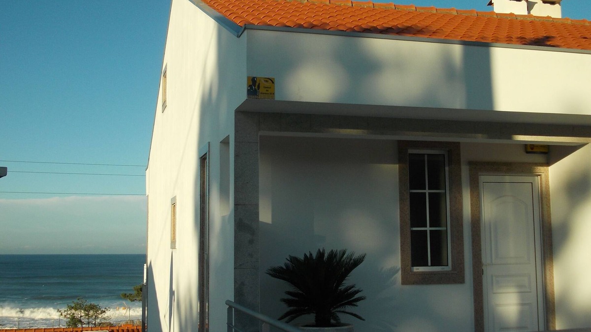 Vila Praia de Ancora Villa | Beautiful villa with terrace and garden, near the beach with beautiful ocean view