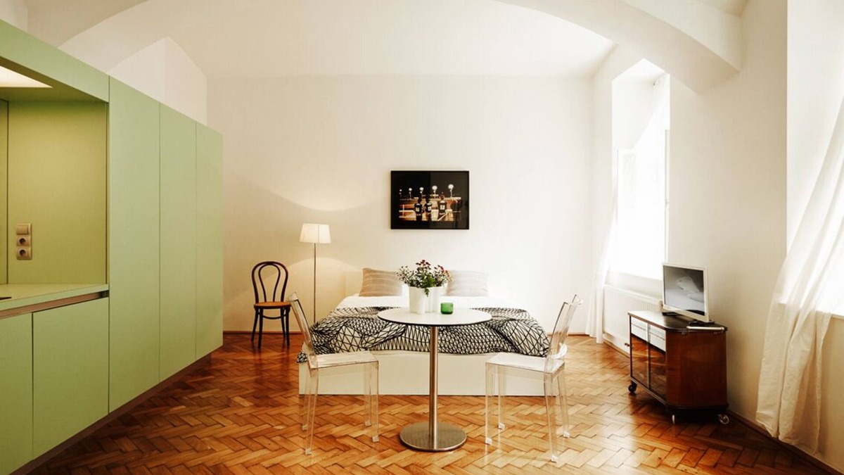 Neubau Apartment | beautiful, quiet, architect-designed apartment near the center