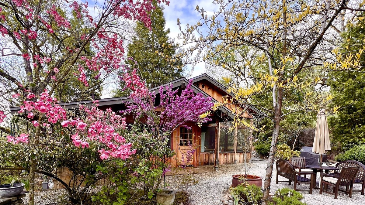 Miramonte House | Beautiful ranch cottage close to Kings Canyon and Sequoia National Parks