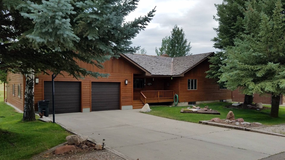 Afton House | Beautiful Ranch Retreat Custom Home Close and Convenient with a country feel.
