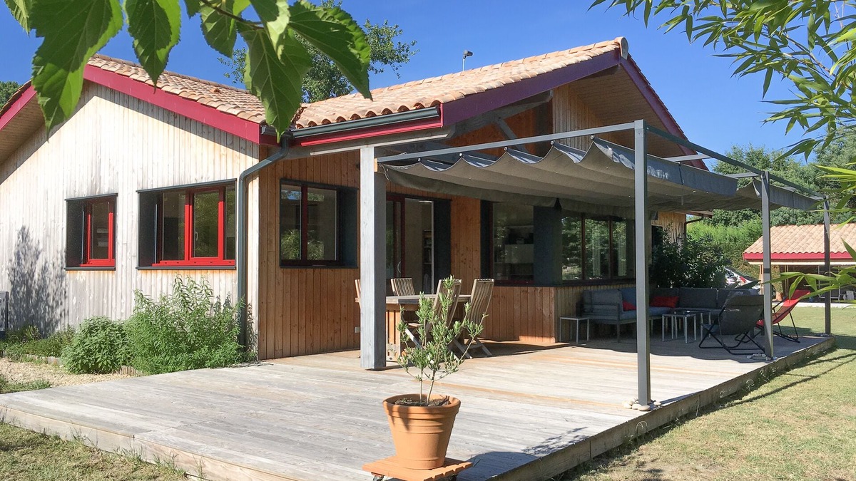 Hourtin House | Beautiful recent and comfortable wooden house, 200m from the lake, along the cycle path