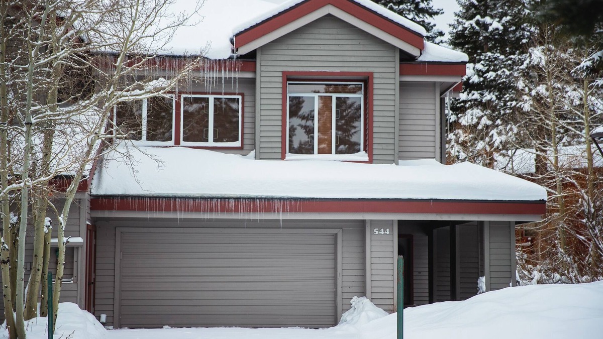 Mammoth Lakes House | Beautiful Remodeled Luxury Townhome for large groups - Snowcreek 4 - BTC # 7382
