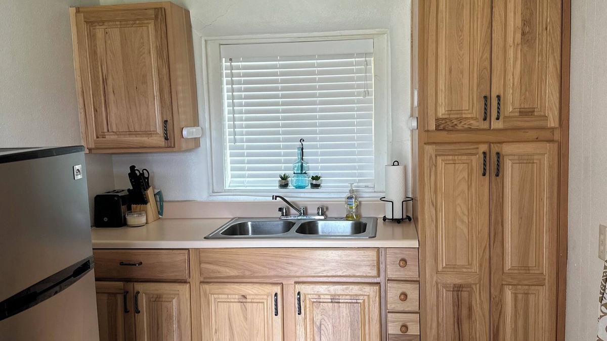 Espanola Apartment | Beautiful remodeled 1 br 1 ba casita in the south side of Espanola.