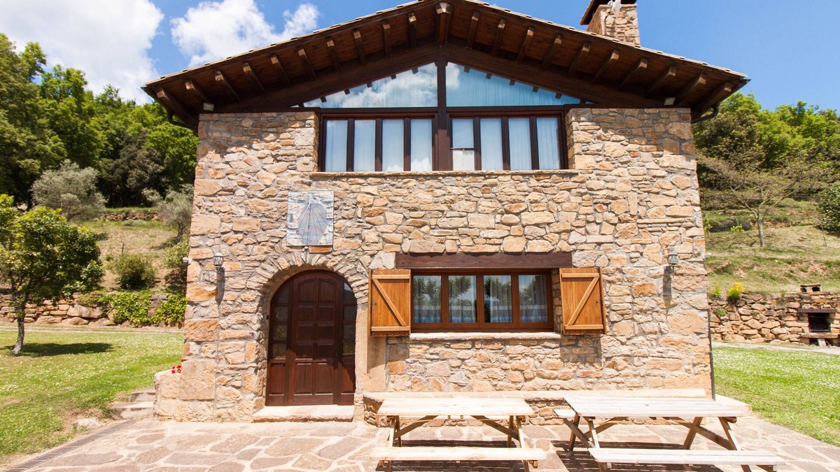 Riudaura Cottage | Beautiful restored farmhouse with spectacular views