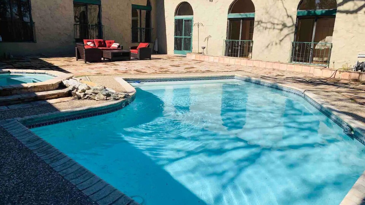 Manchaca House | Beautiful Retreat Minutes From Downtown