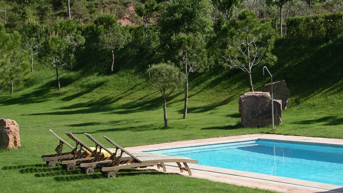 Cardona Cottage | Beautiful Rural House, private pool, 7 rooms all with bathroom, 14-17 p