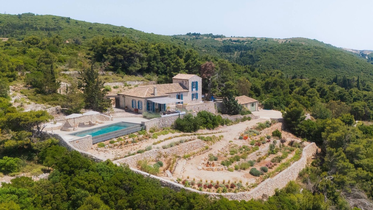 Elation Villa | Beautiful secluded villa, private 12m infinity pool and incredible sunset views