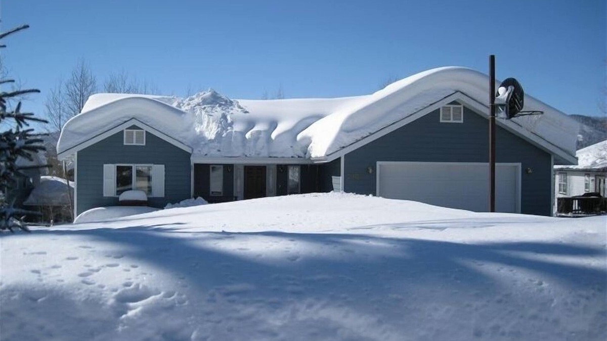Steamboat Springs House | Beautiful Spacious Home Minutes to Ski Area with Great Views & Very Private