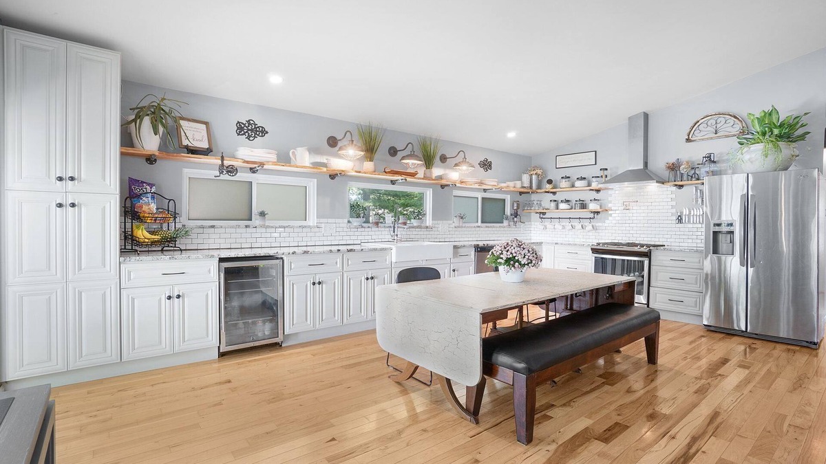 St. Peters House | Beautiful+Spacious+FencedYard🐕Grill+Patio+Walk2Park+27MileBikeTrail🚴‍♀️
