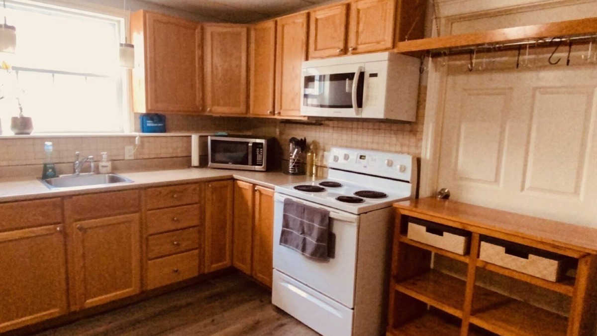 Maugerville House | Beautiful spacious suite close to great hiking, ATV, Snowmobile trails.