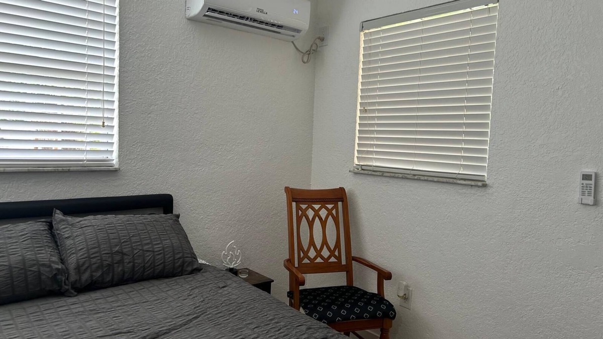 Liberty City Apartment | Beautiful Studio Near Wynwood