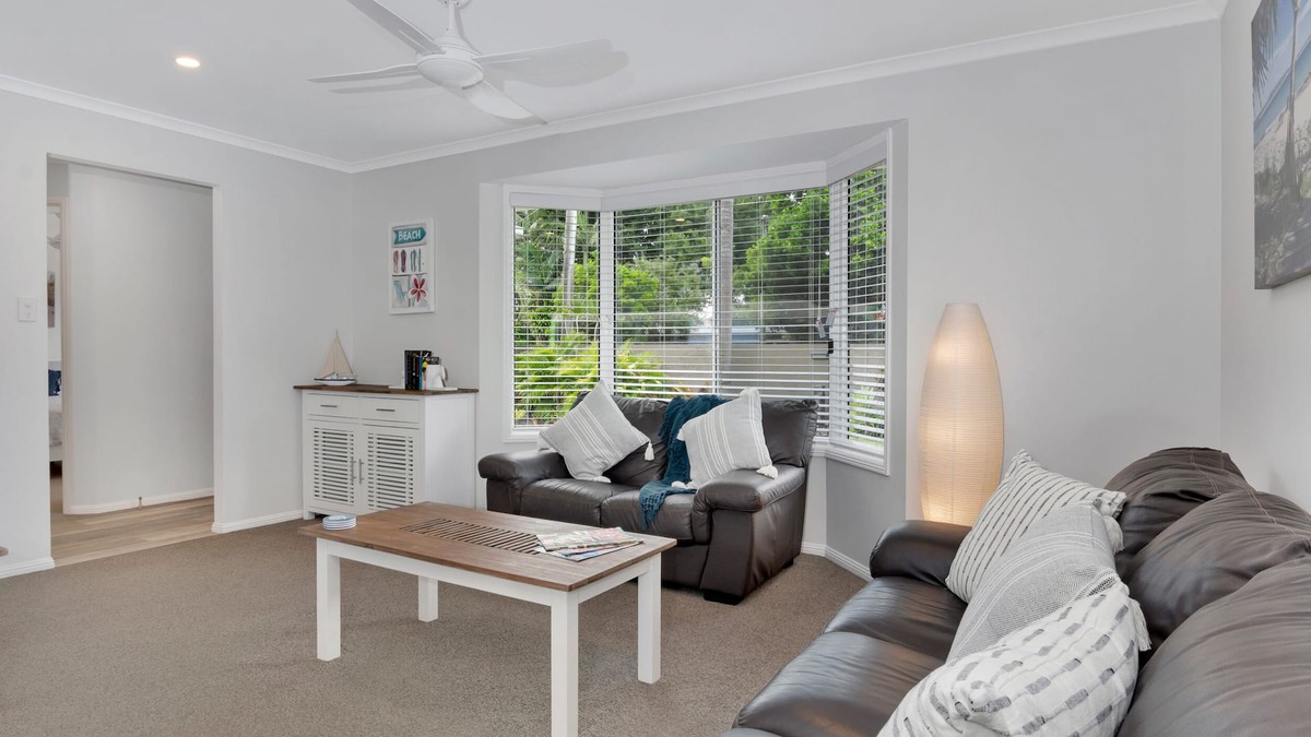 Mudjimba House | Beautiful , stylish Mudjimba Beach House