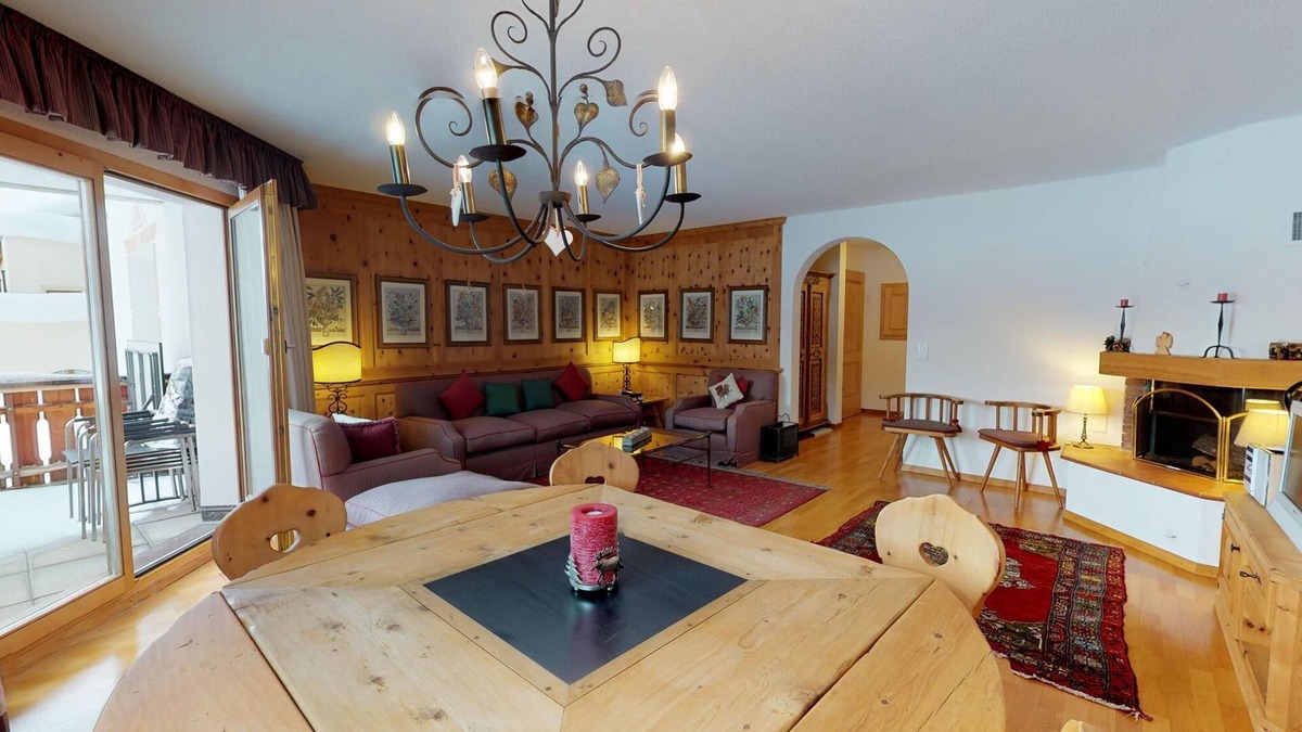 Champfer Apartment | Beautiful three-room apartment on the first floor with approx.