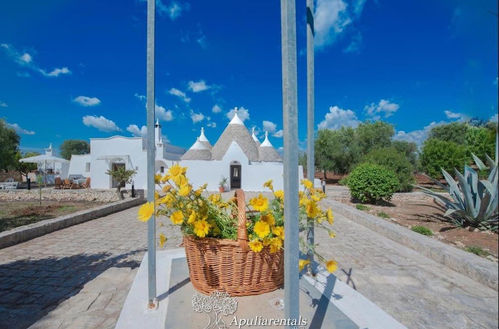 Ceglie Messapica Apartment | Beautiful Trullo Paleo in Ceglie Messapica