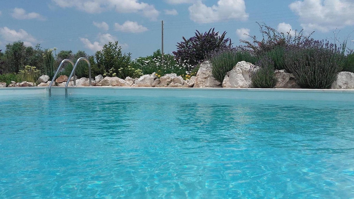 Martina Franca Villa | Beautiful Two Bedroomed Trullo, Private Swimming Pool, Countryside Views & Wifi
