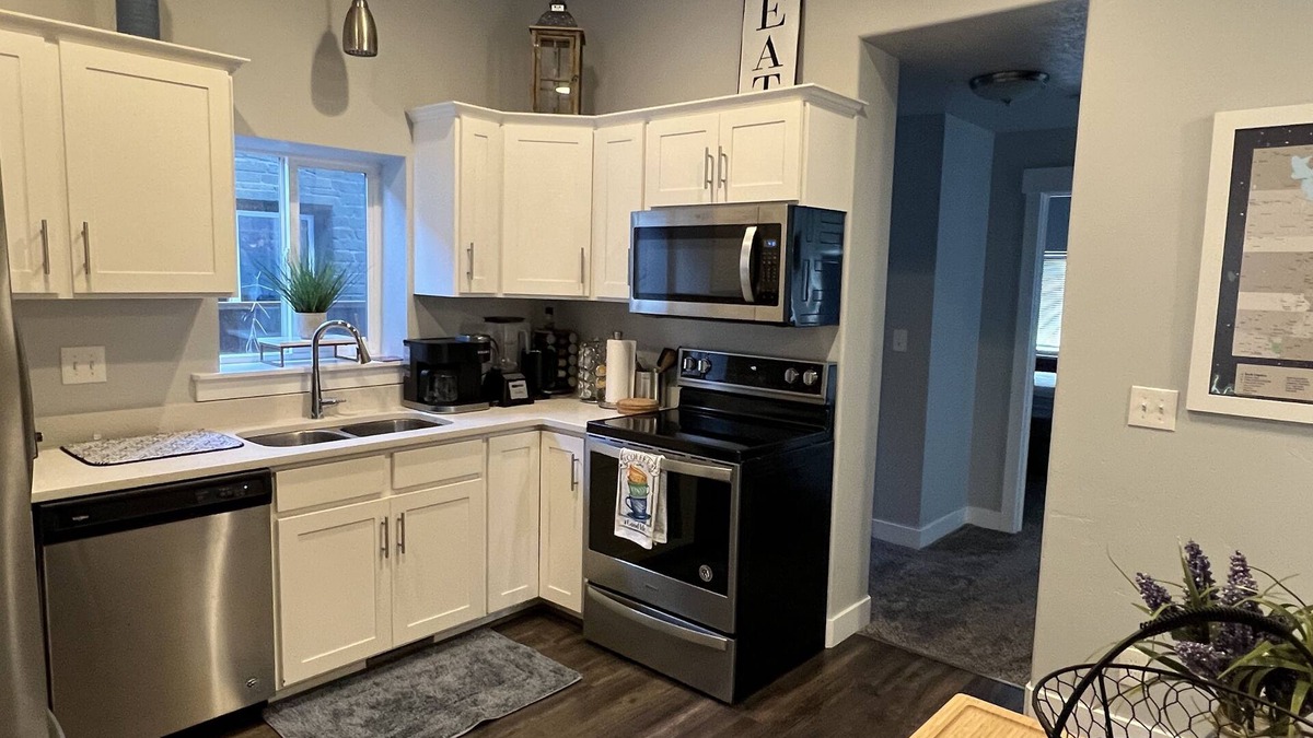 East Central House | Beautiful Updated home in 9th & 9th neighborhood. Best Location! Close to U of U