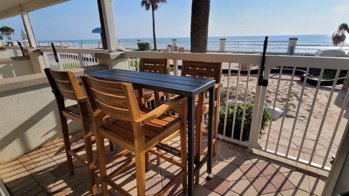 Ortona Park Condo | Beautiful updated oceanfront 1 bedroom 1 bath, full kitchen, direct oceanfront
