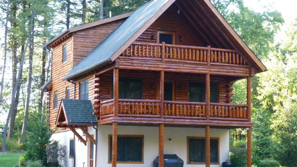 Union Dale Cabin | Beautiful, upscale log home located 2 miles from Elk Mountain