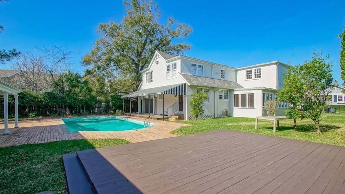 Carrollton House | Beautiful Uptown Mansion next to Tulane