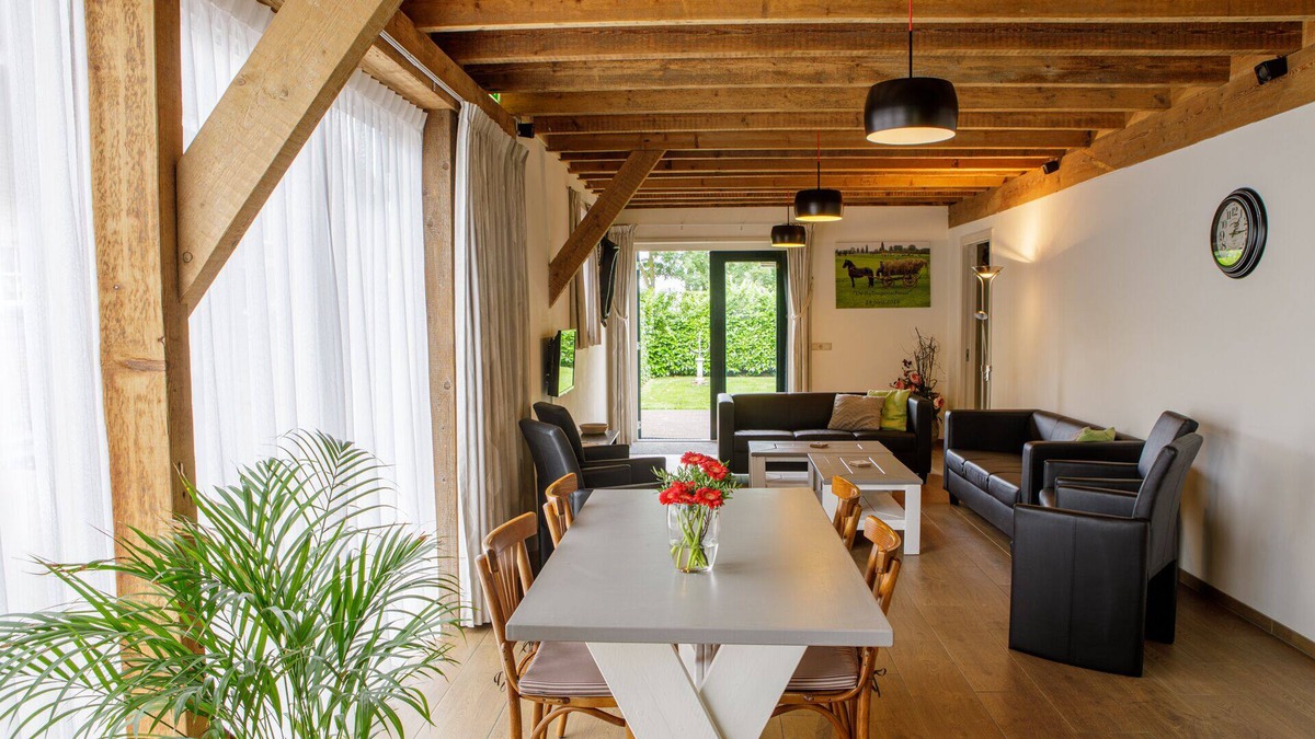 Goudriaan House | Beautiful vacation home in the middle of the Netherlands. On departure on Sunday check out 5 p.m.