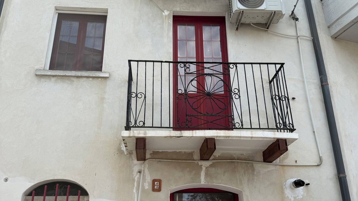 Villa Caldari House | Beautiful Villa Caldari Home 5km to the Sea!