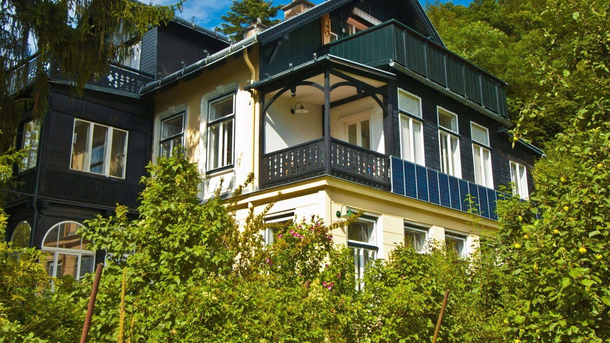 Purkersdorf Villa | Beautiful villa for 3 guests with WIFI, TV, terrace and panoramic view
