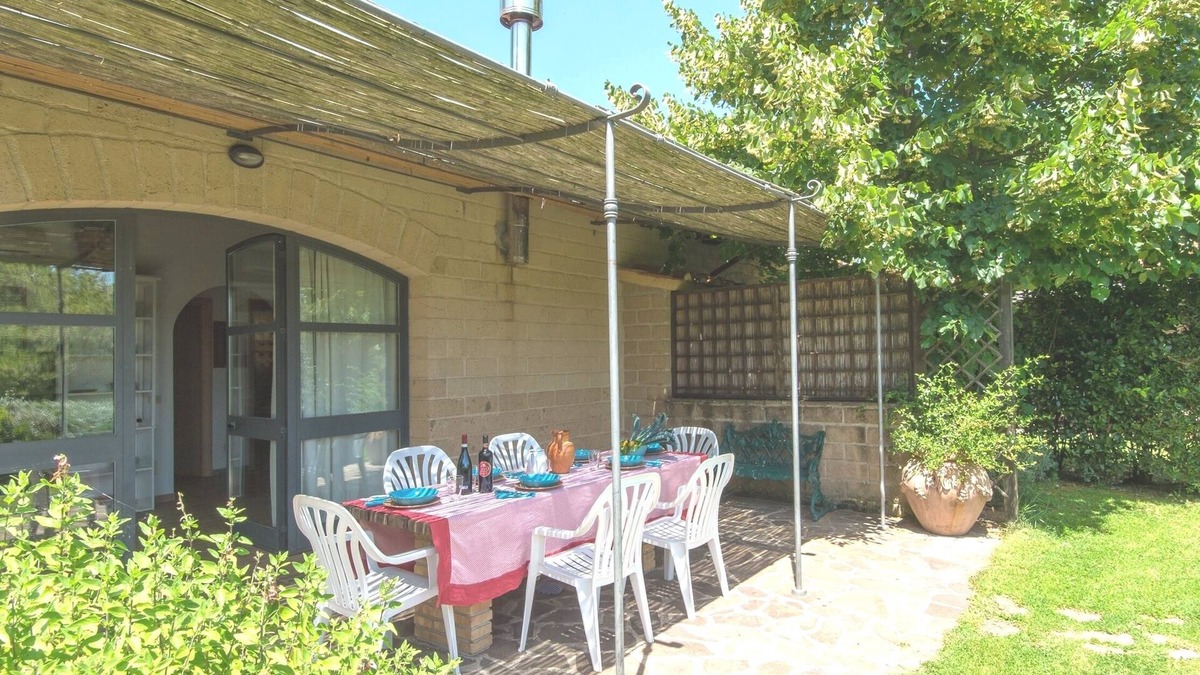 Pescia Fiorentina Villa | Beautiful villa in the Tuscan countryside (6/8 people), close to the sea