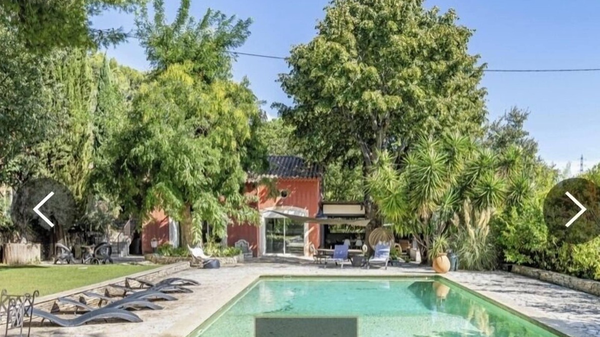 Les Trois Lucs House | BEAUTIFUL VILLA pool, jacuzzi, garden calm Raised, In Marseille Doors