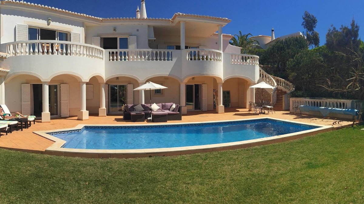 Budens Villa | Beautiful Villa With Private Pool In Five Star Golf And Leisure Resort.