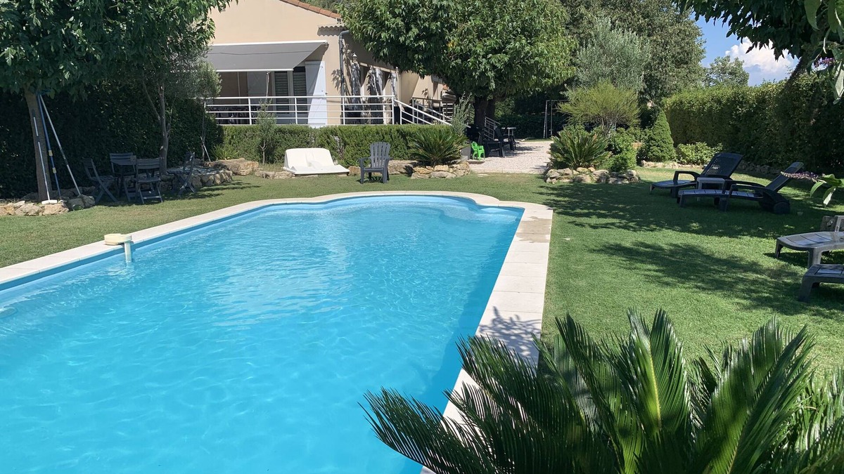 Biver House | Beautiful villa with its private pool near Aix en Provence
