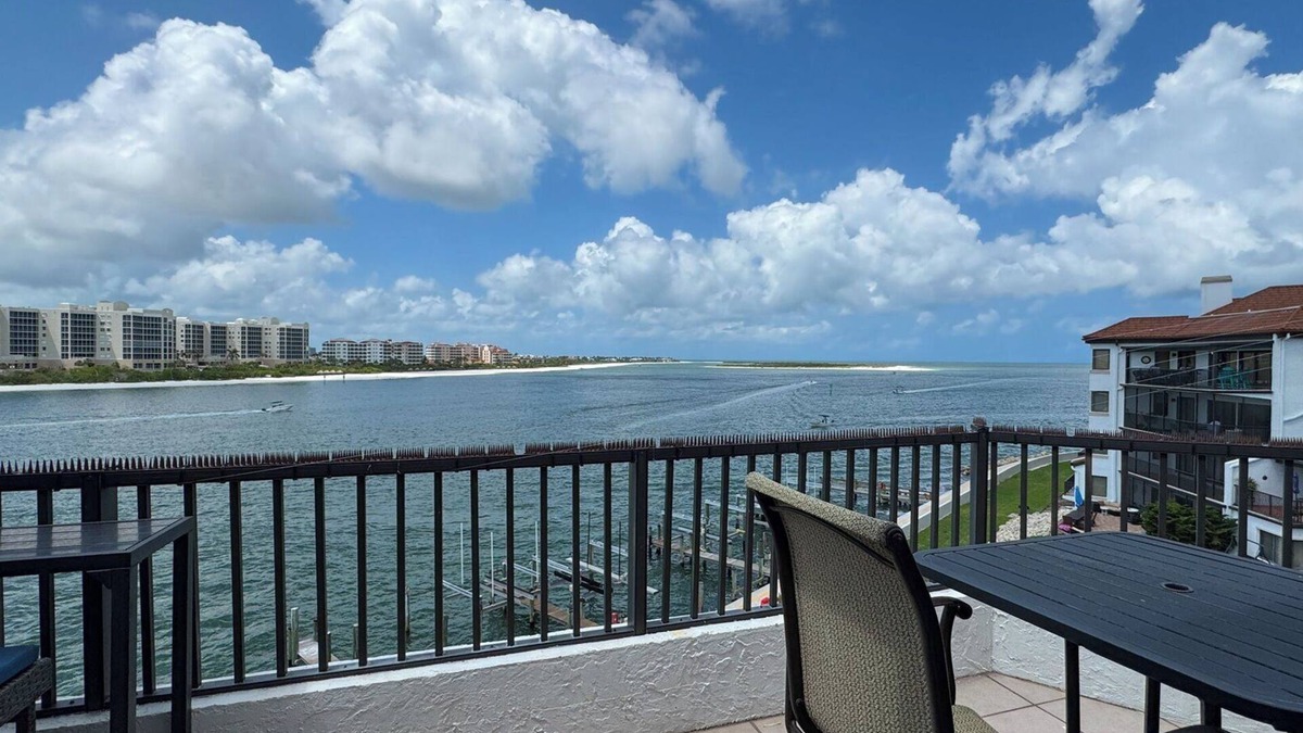 Isles of Capri Condo | Beautiful water front condo with a View! Isles of Capri