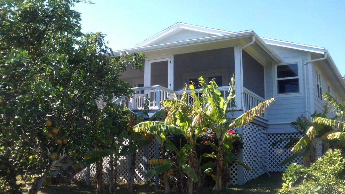 Hope Town Villa | Beautiful waterfront home w/private dockage within HT Harbour